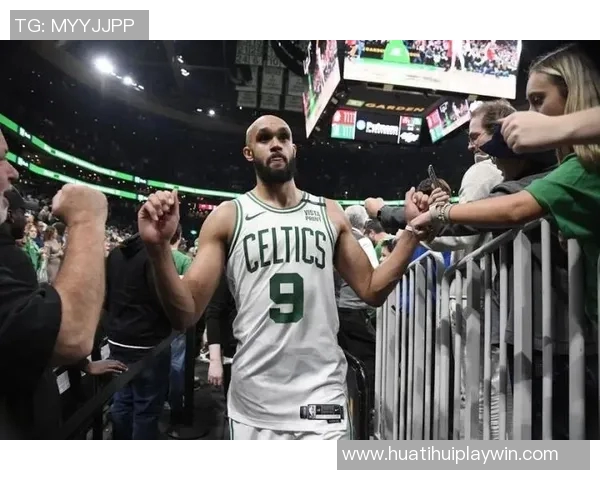 德里克怀特首节表现出色10投5中砍下12分助力球队正负值6