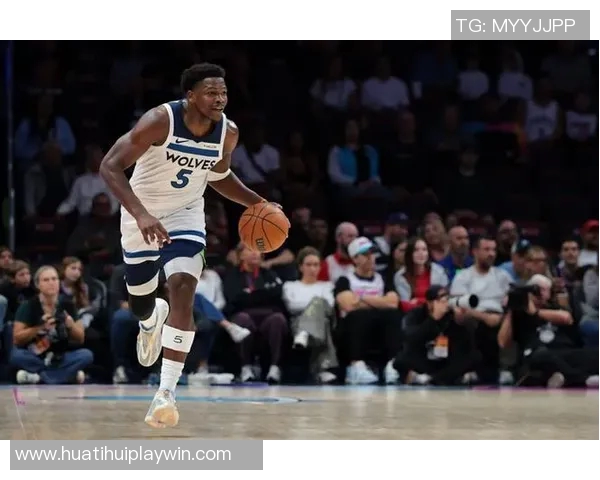 张佳玮盛赞爱德华兹:33分表现展现纯粹爆发力与全面实力 张佳玮盛赞爱德华兹:33分表现展现纯粹爆发力与全面实力