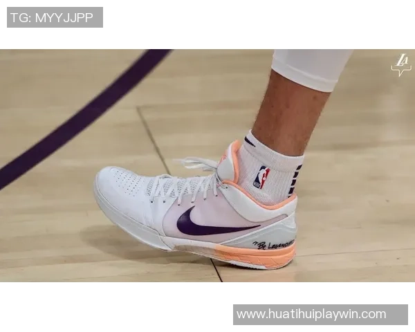 布克分享二代球鞋设计历程感受从构想到落地的精彩过程